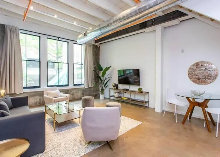 Inventors\' Loft - Stay In The Heart Of It All