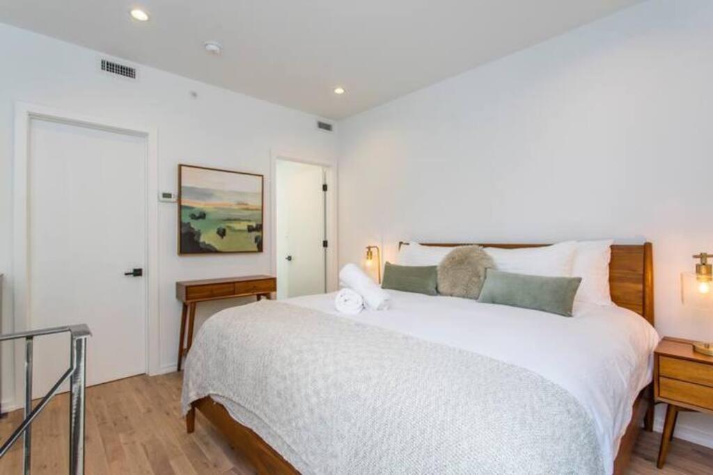 Apartment Inventors' Loft - In The Heart Of It *