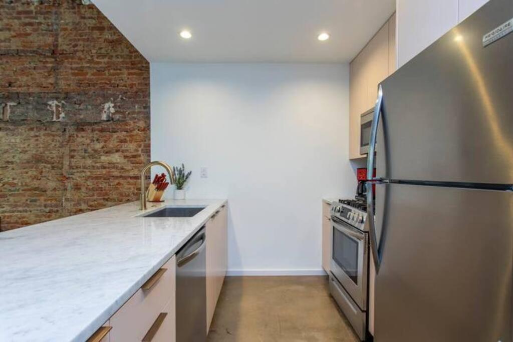 Inventors' Loft - In The Heart Of It Apartment *